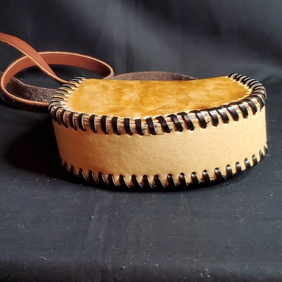 Hand Tooled Leather Crossbody NWOT'S - Picture 5 of 7